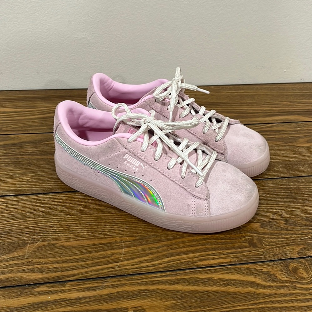 PUMA Girls Pink L.O.L. Shoes. Size 1.